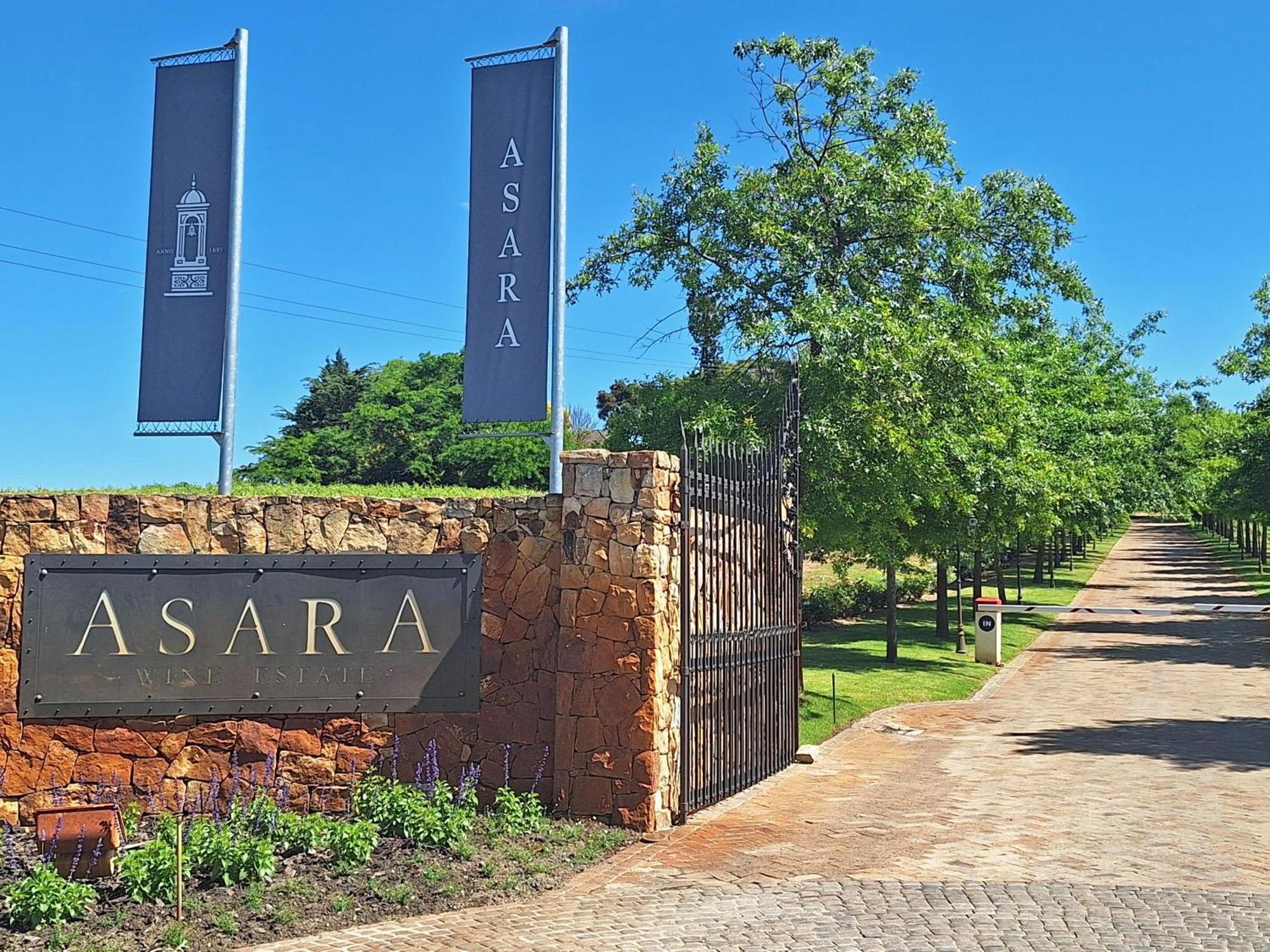 Hotel Asara Wine Estate & 5*